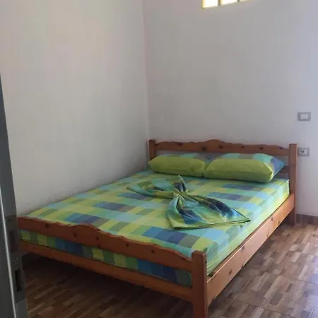 بيت ضيافة Hill Side Apartments *